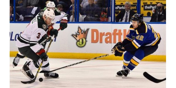 Hayes handles til Philadelphia Flyers